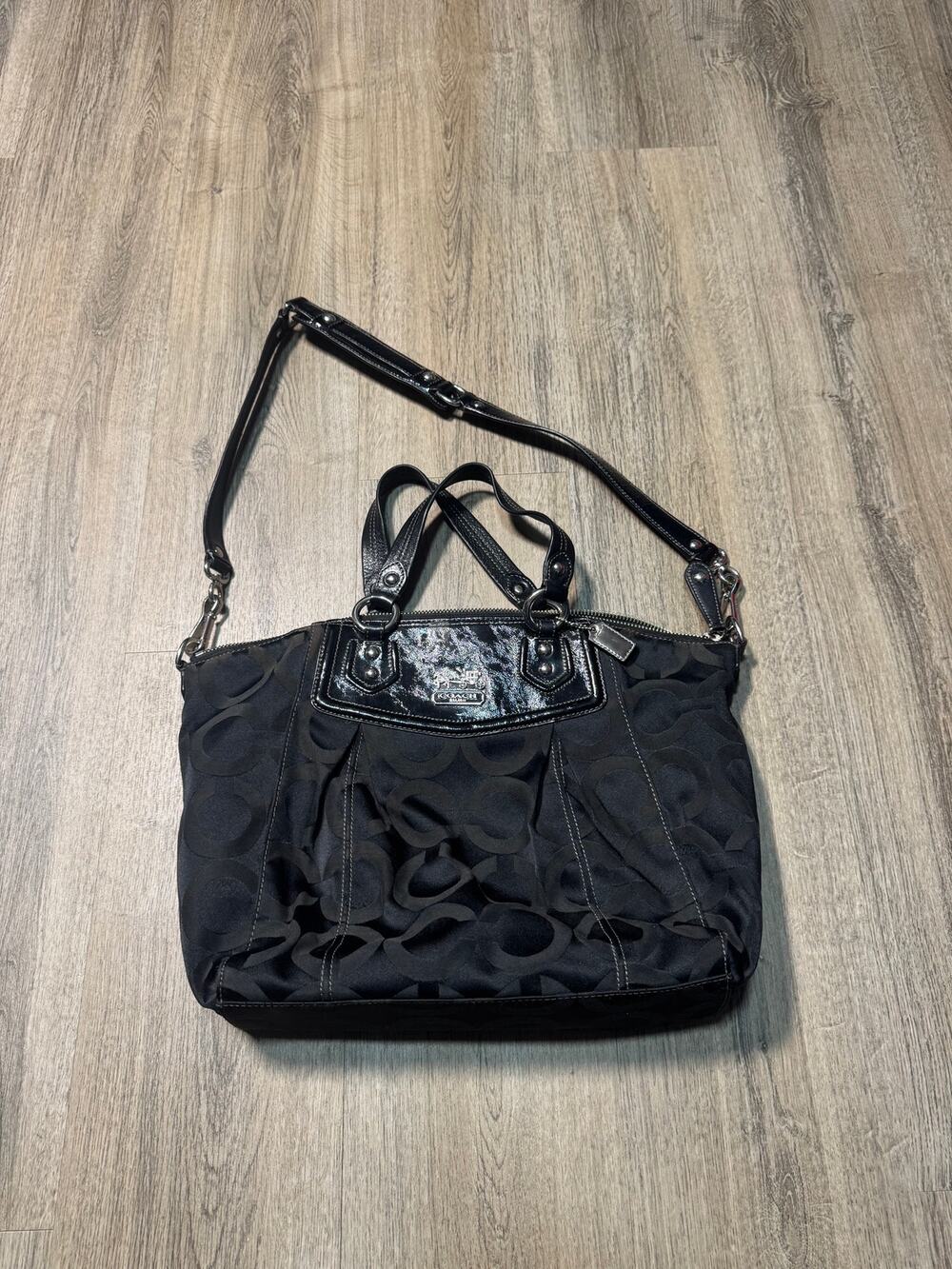 Y2K Coach Madison Op Art Claire Signature Handbag